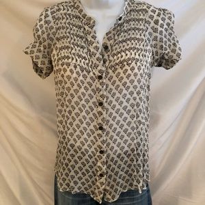 Banana Republic short sleeve blouse